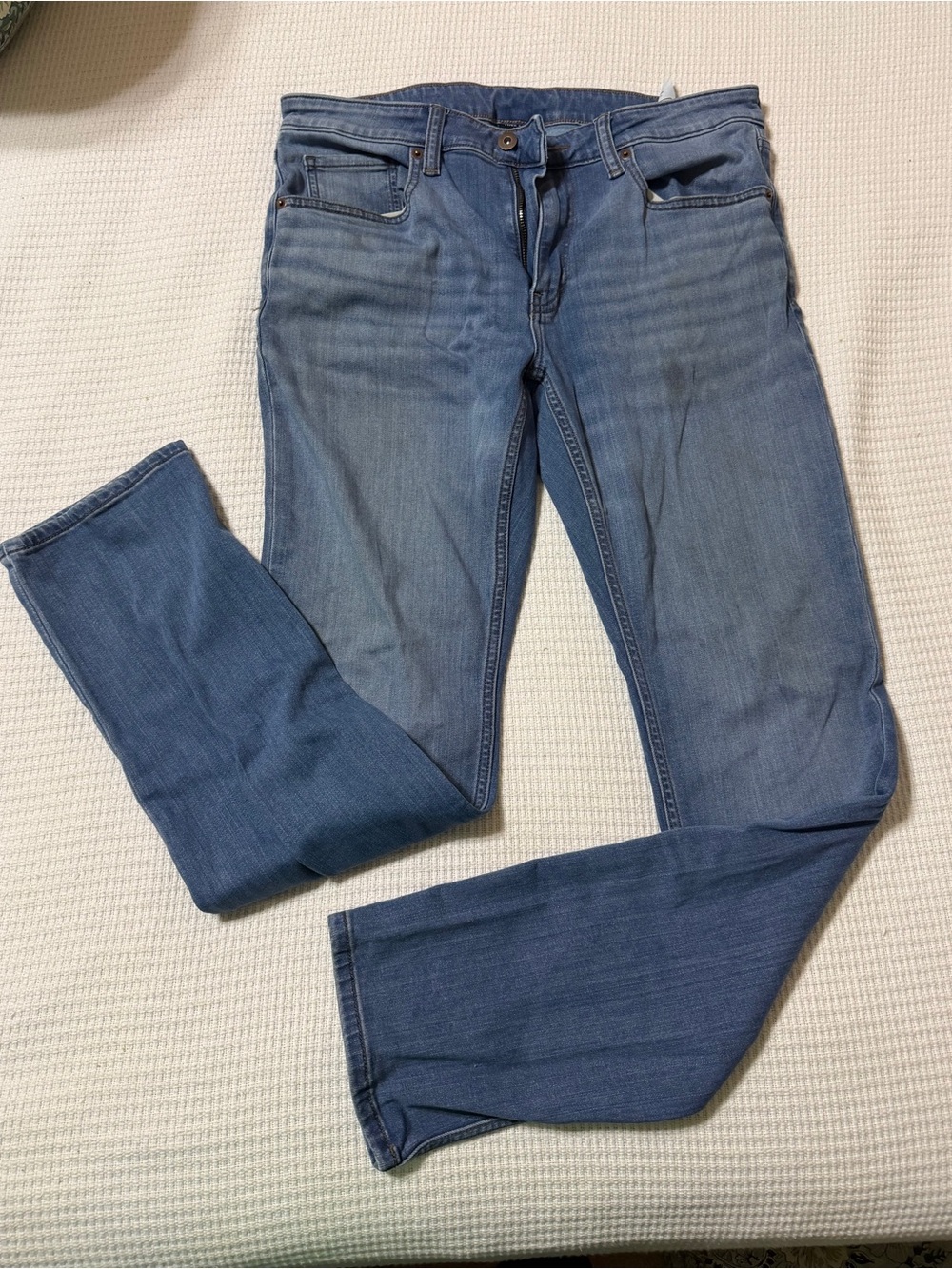 Men's Slim Fit Blue Jeans